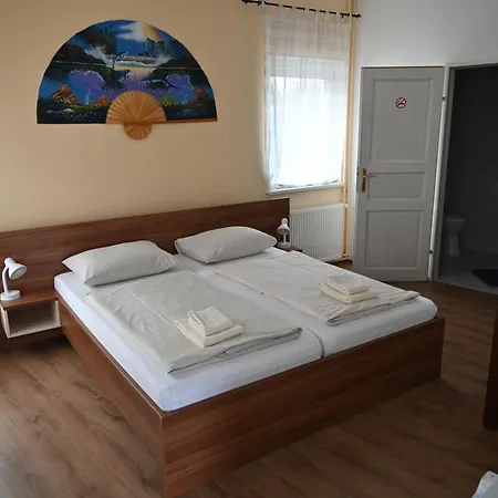 Haus Nova Bed & Breakfast