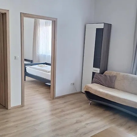 Haus Nova Frühstückspension Wiener Neustadt