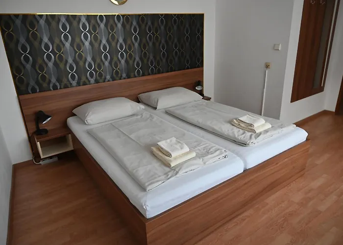 Haus Nova Bed & Breakfast Wiener Neustadt