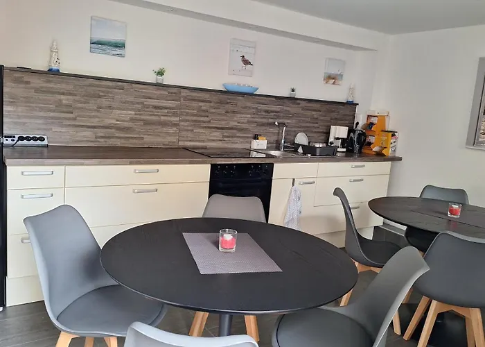 Haus Nova Bed & Breakfast 3*