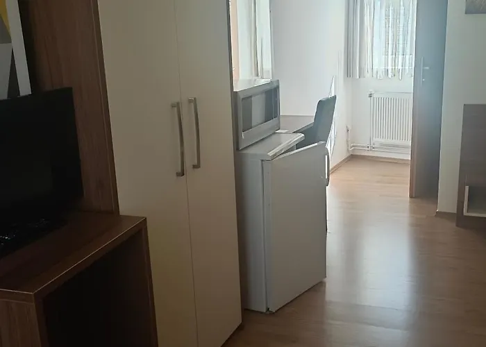 Haus Nova Bed & Breakfast 3*